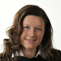 Elena Zavadlav Ušaj
