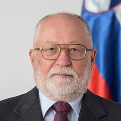 Peter Jožef Česnik
